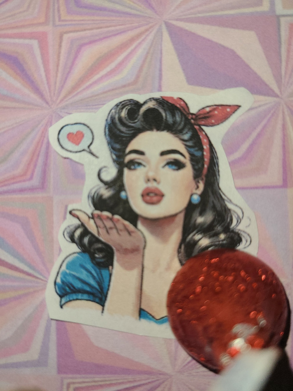 Valentine Kissing Girl π