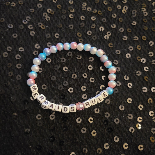 Bracelet Mermaids Rule - acrylic beads