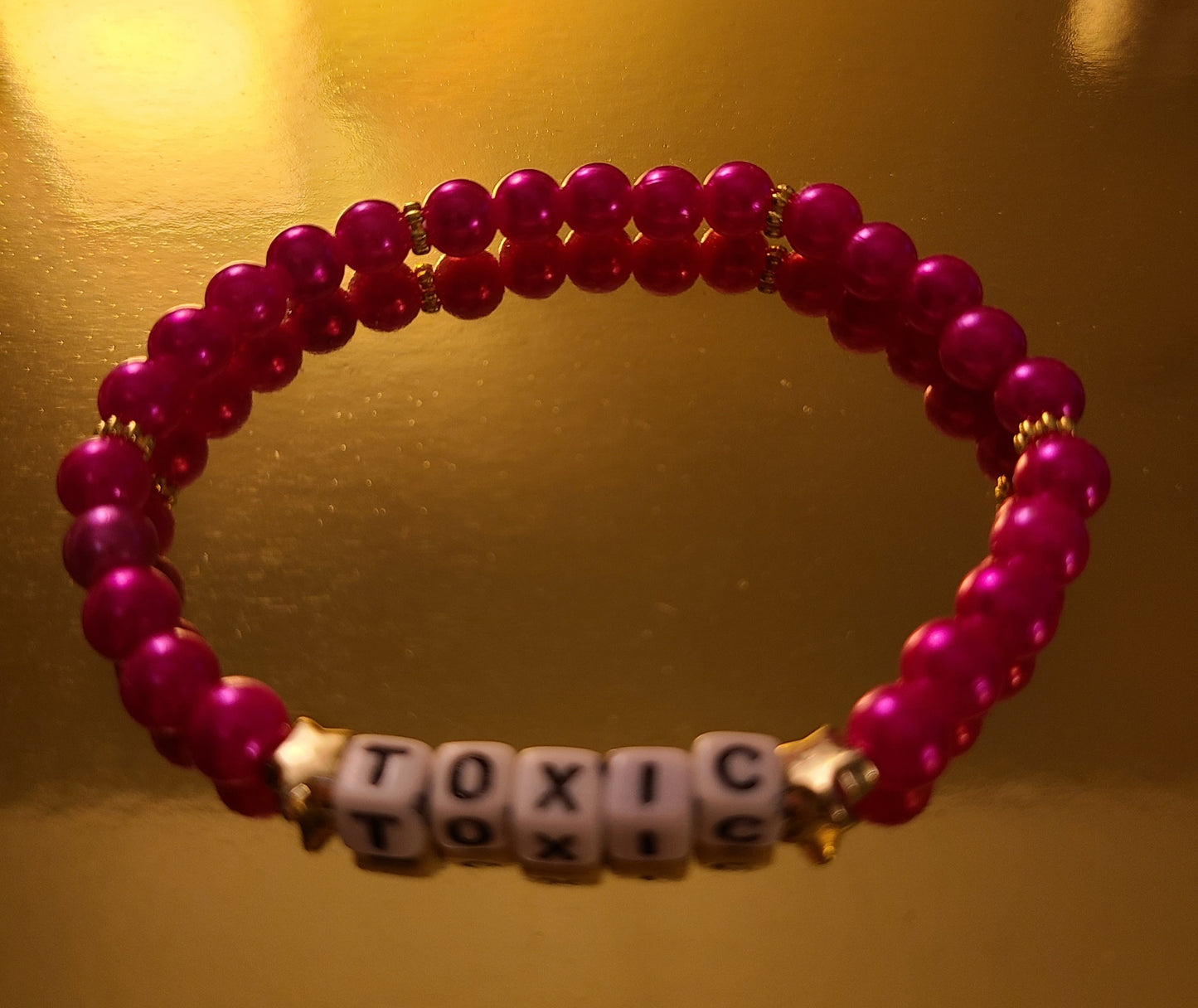 Bracelet TOXIC - acrylic beads