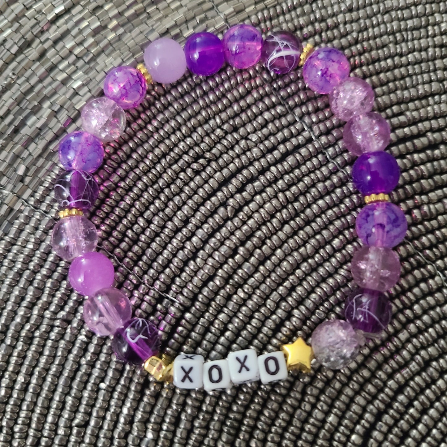 Bracelet XOXO - glass beads