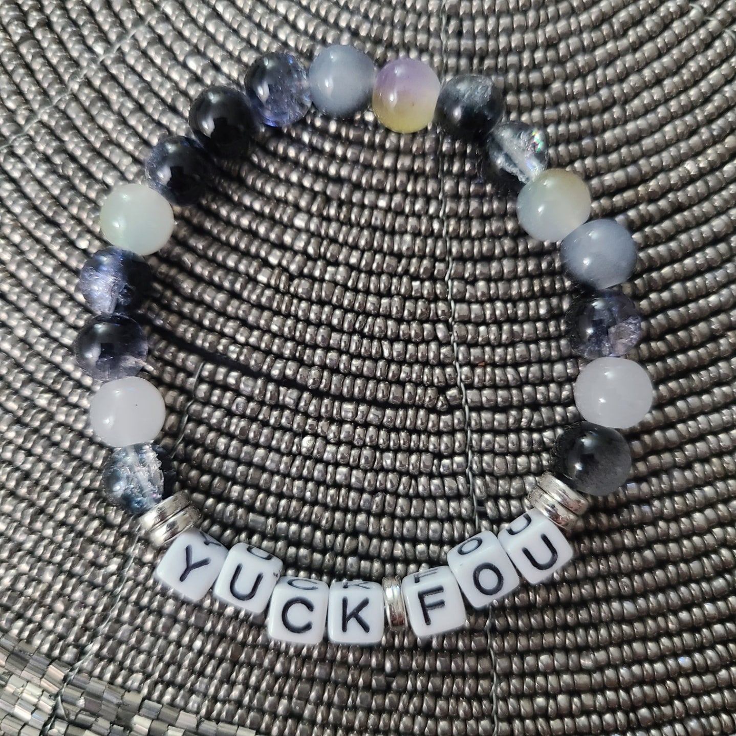 Bracelet YUCK FOU - glass beads