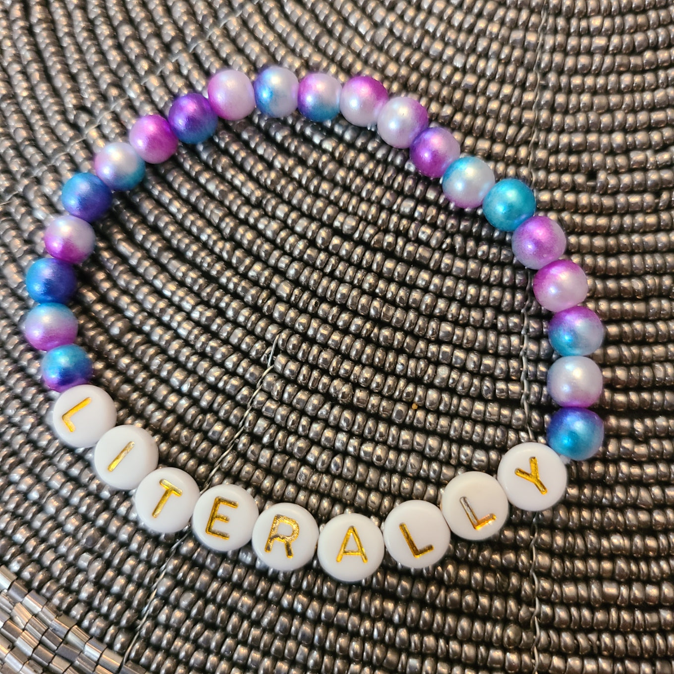 Bracelet LITERALLY - acrylic beads