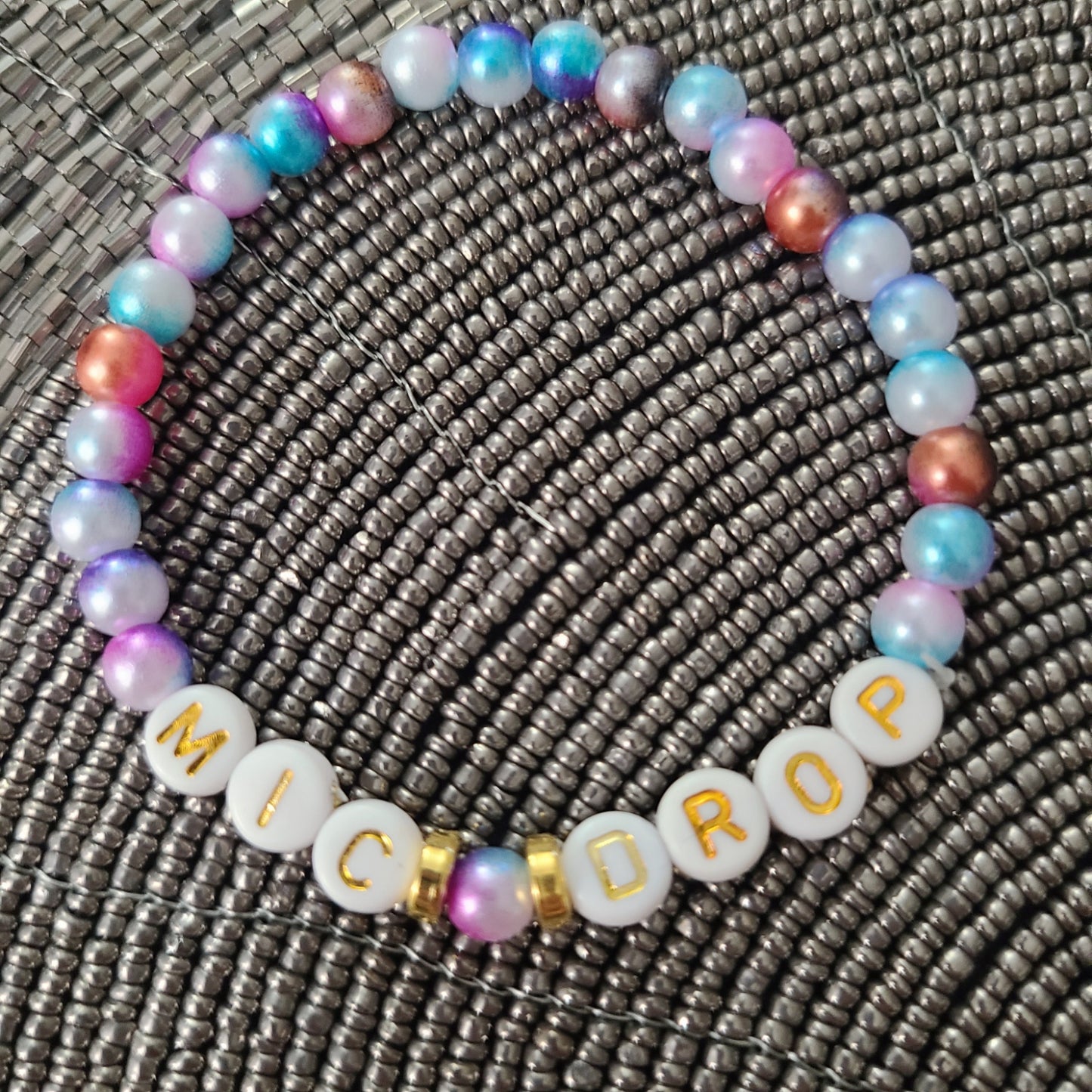 Bracelet MIC DROP -acrylic beads