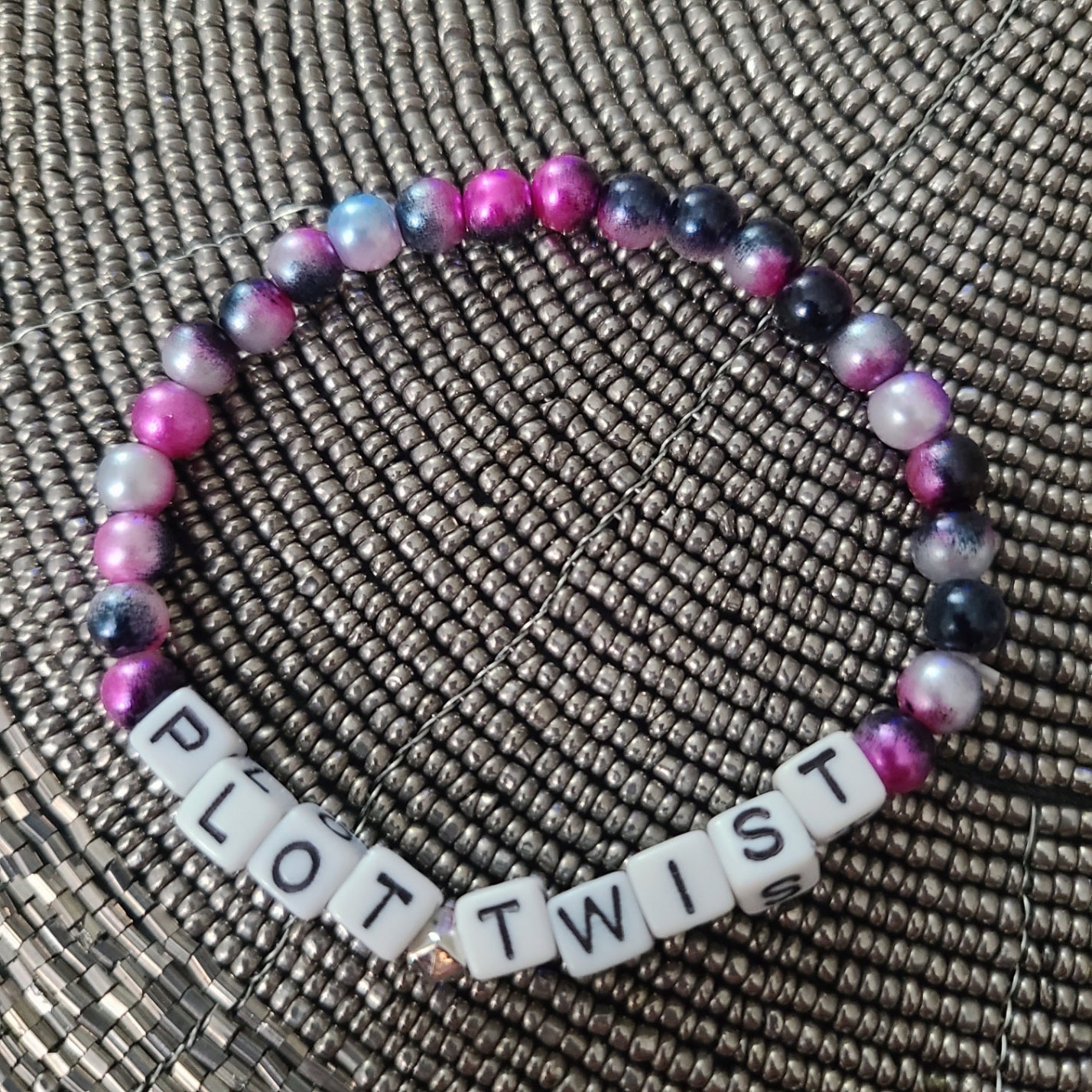 Bracelet PLOT TWIST - acrylic beads