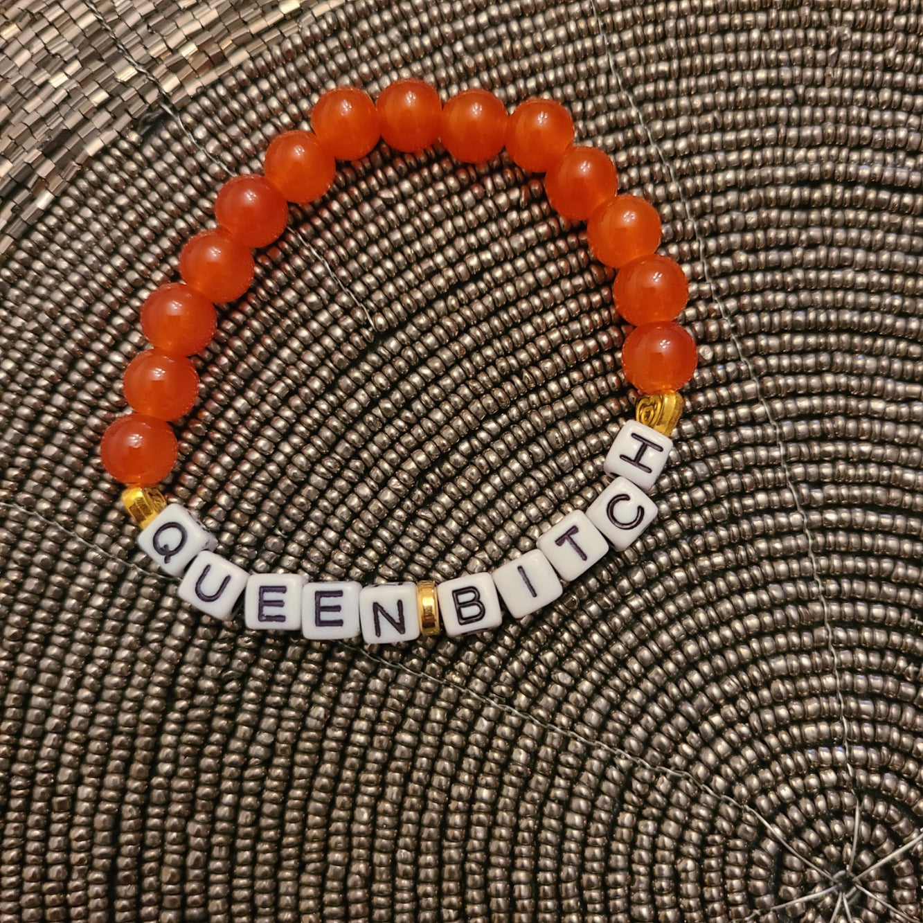 Bracelet QUEEN BITCH - glass beads
