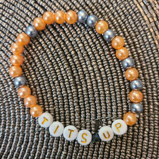 Bracelet TITS UP - acrylic beads