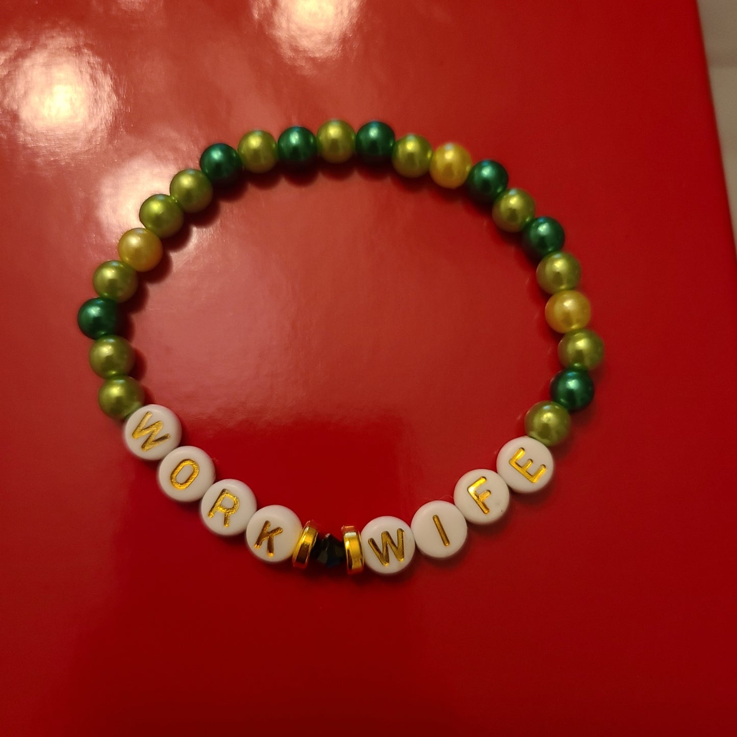 Bracelet WORK WIFE - acrylic beads